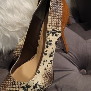Women Platform Pump